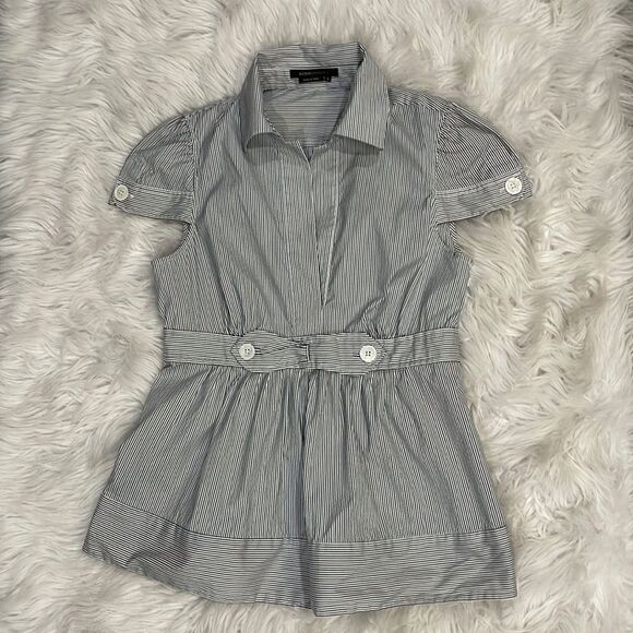 𝅺BCBGMAXAZRIA Striped Peplum Split Neck Top Sz S - Picture 1 of 15